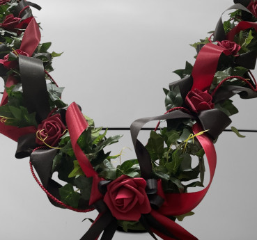 Preview: Autoschmuck Girlande " Liz" AU0039 - schwarz, rot - GOTHIK