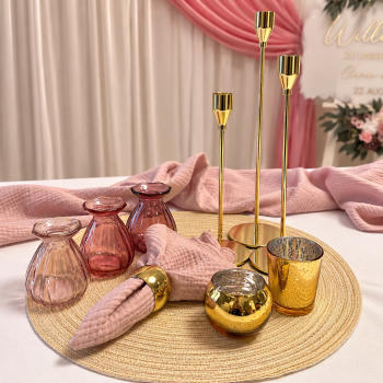 Preview: BLUSH – soft & romantisch