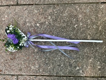 Grabschmuck, Allerheiligengesteck, Stab HERZ FH0018 - Weidenherz weiß flieder