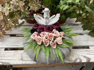 Grabschmuck, Allerheiligengesteck, Kranz FH0039 - schwarz, bordeaux, aprikot - Engel in Hand