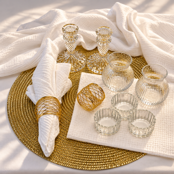 Dekoset GOLDEN – zeitlos & elegant | Verleih ab 4 € pro Person