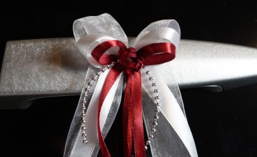 Antennenschleifen " Zoe " zur Hochzeit SCH0030 im 10er Set - weiß, bordeaux