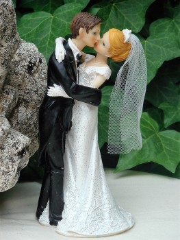 Tortenfigur Tortenaufsatz zur Hochzeit Brautpaar 18 cm TA0047