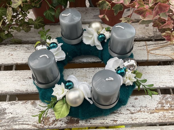 schöner Adventskranz FILZ ADV2402 - grau, petrol, weiß