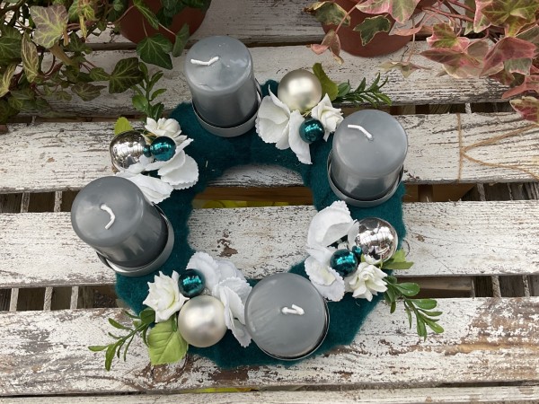 schöner Adventskranz FILZ ADV2402 - grau, petrol, weiß