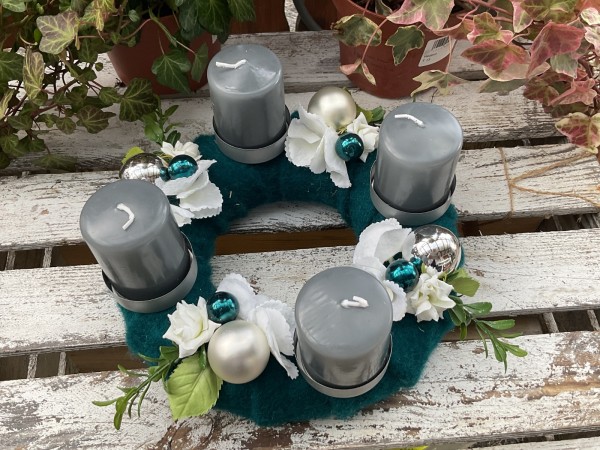 schöner Adventskranz FILZ ADV2402 - grau, petrol, weiß