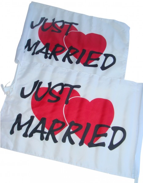 Autoflagge Just Married mit Herzen (2 Stück)