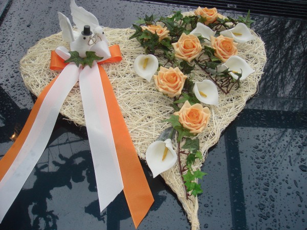 Autodekoration " Jennifer " mit Calla & Rosen AU0002 aprikot, orange