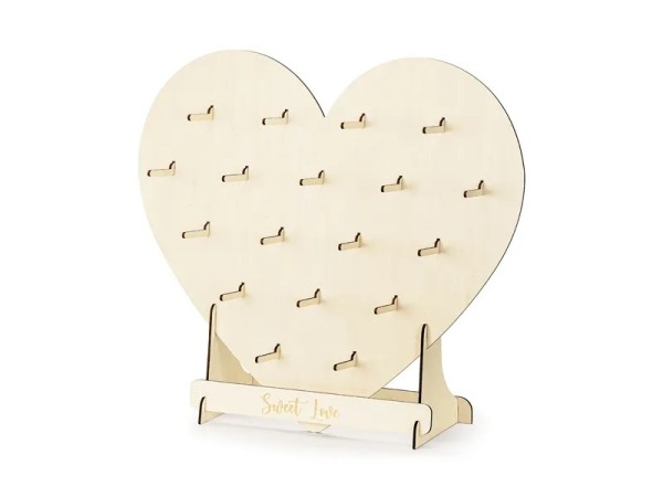 Vermietung von HERZ Donut Wand zur Hochzeit aus Holz / 15 €