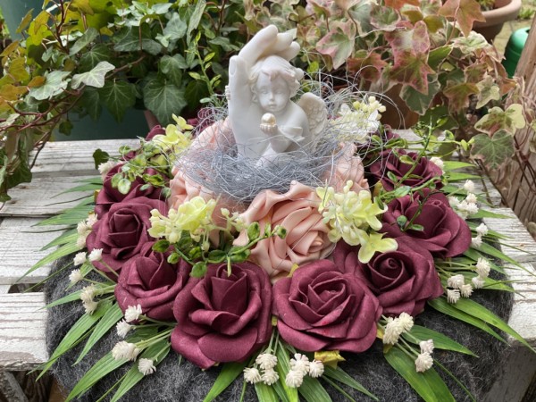 Grabschmuck, Allerheiligengesteck, Kranz FH0034 - grau, bordeaux, aprikot - Engel in Hand
