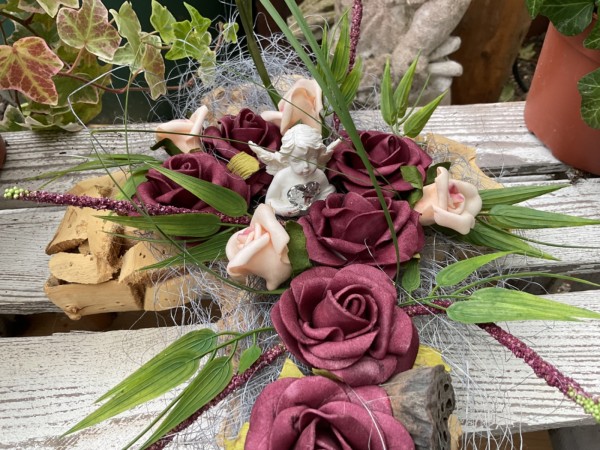 Grabschmuck, Allerheiligengesteck, Kreuz FH0038 - Holz, bordeaux Rosen