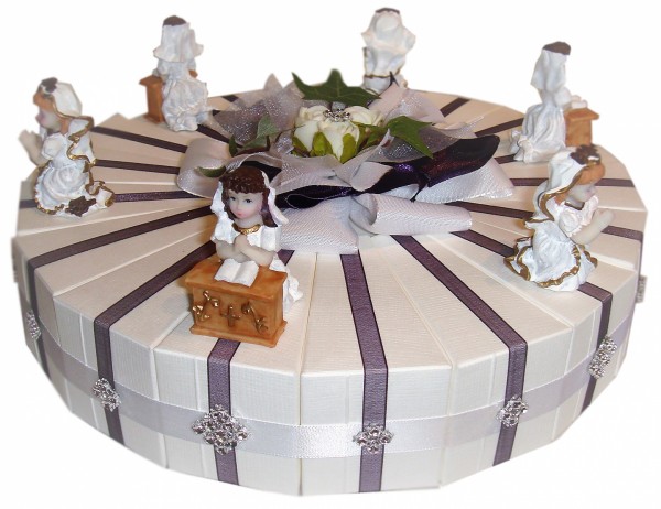 schöne Gastgeschenke Torte Kommunion Mädchen GG0022
