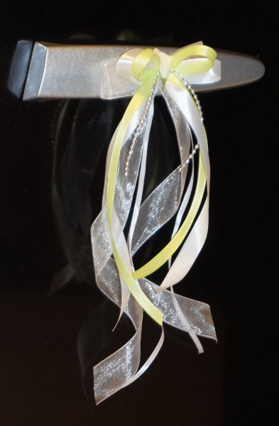 Antennenschleifen " Zoe " zur Hochzeit SCH0021 im 10er Set - weiß lindgrün