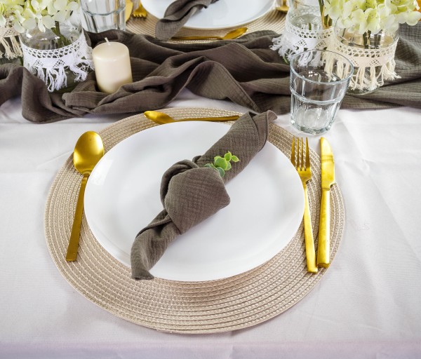 Vermietung von Musselin Stoff Servietten ca. 40 cm x 40 cm - Farbe taupe / 1,10 €