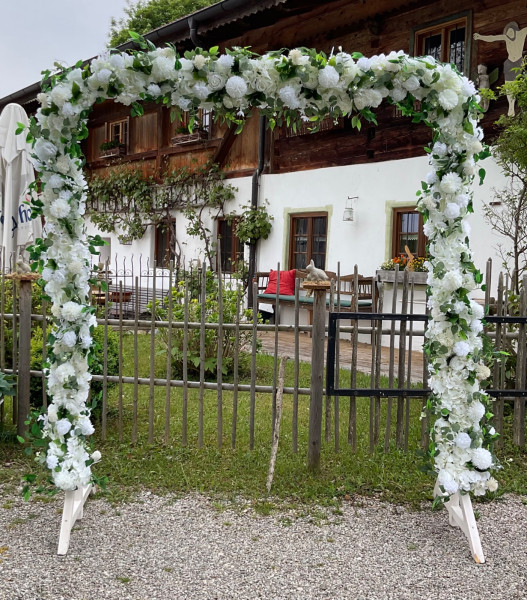 Traubogen zur Hochzeit mieten / 50 €