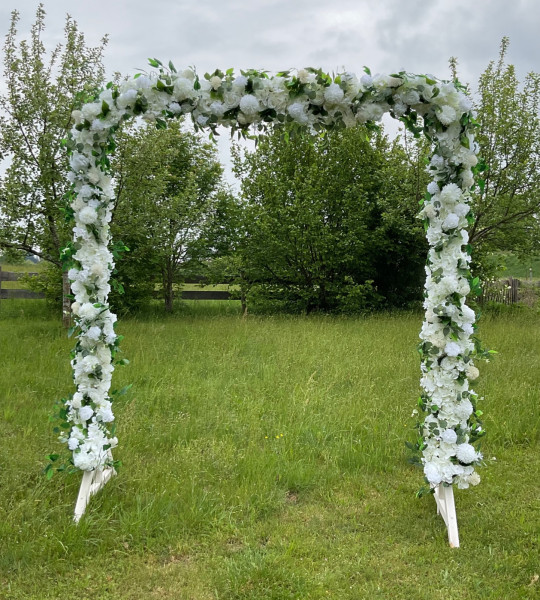 Traubogen zur Hochzeit mieten / 50 €
